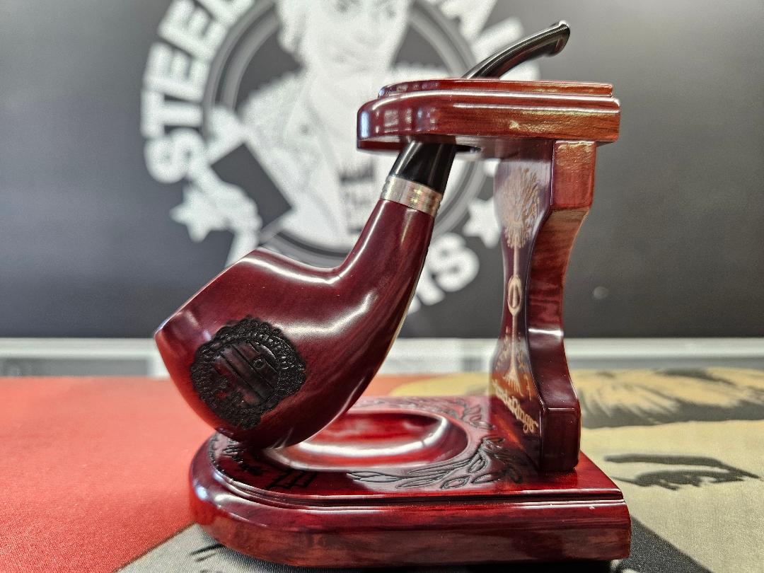 Lord of the Rings Shire Pipes - Hobbiton image