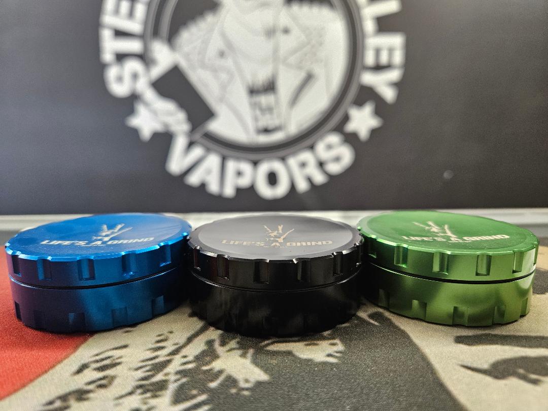 Compton Grinders Medium Grinder - 2.5" / 2pc image 0