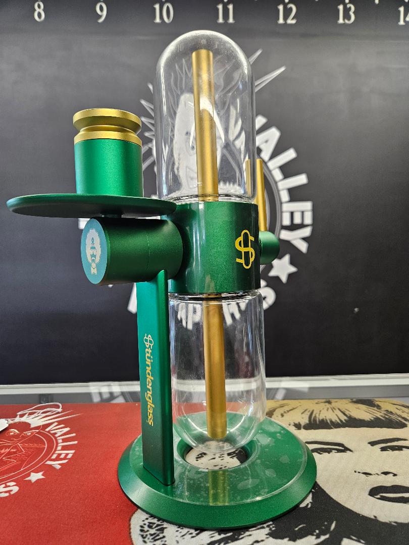 Stundenglass gravity infuser Dr. Greenthumb – Steel Valley Vapors